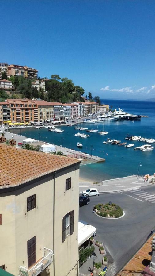 La Casetta In Piazza Porto Santo Stefano  Exterior photo